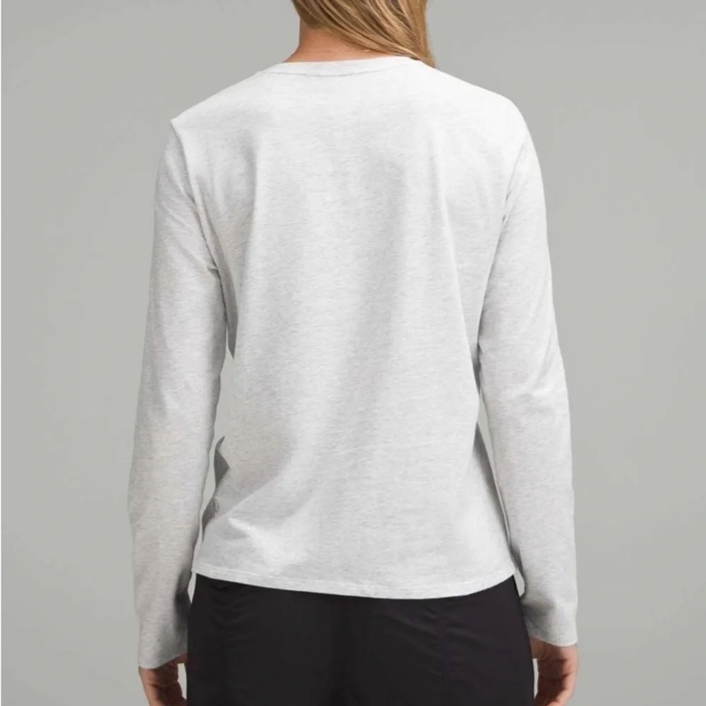 Lululemon Organic Cotton Crew Neck Long Sleeve Heathered Grey Tee Small